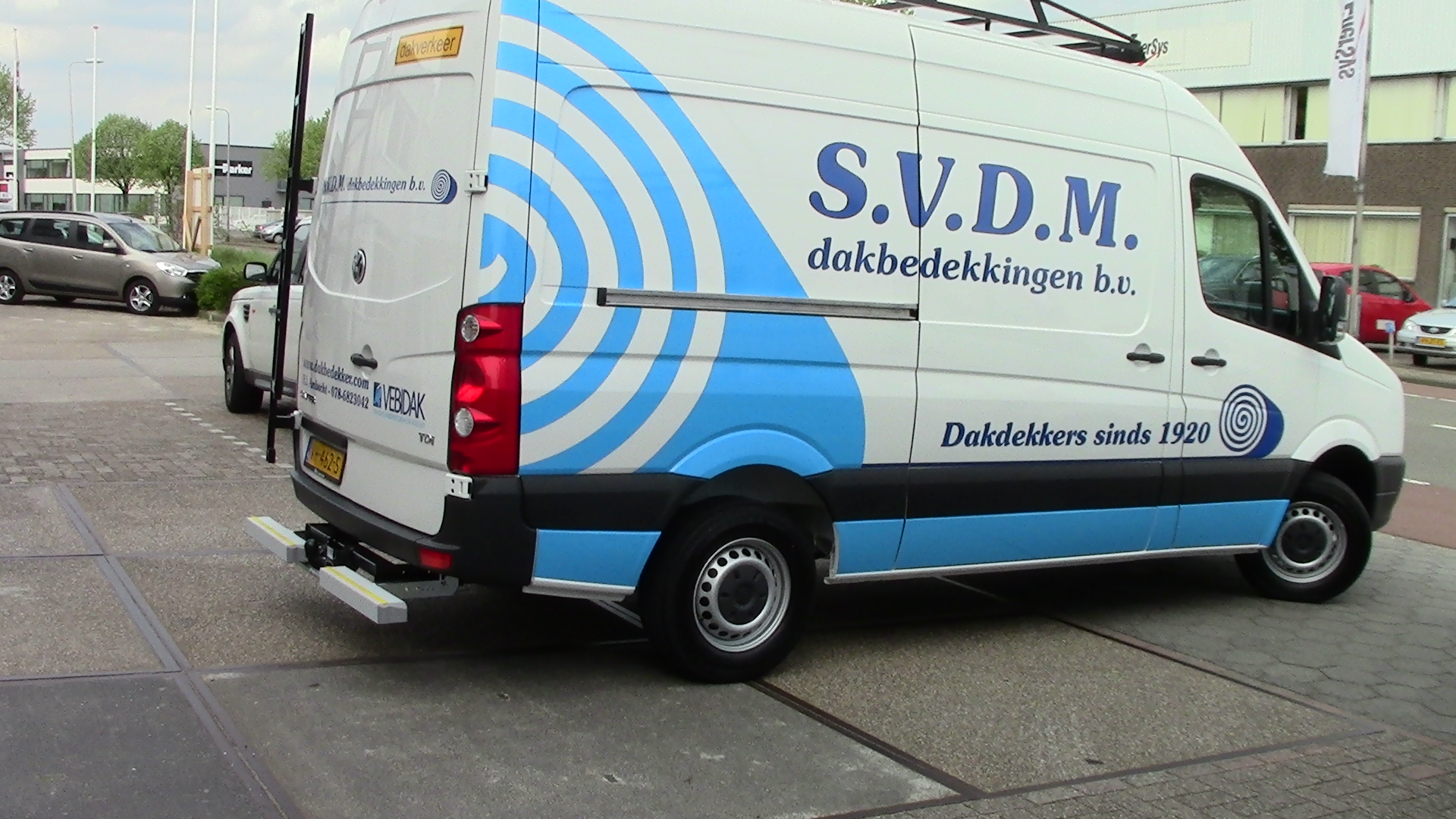 S.V.D.M. Dakbedekkingen B.V.